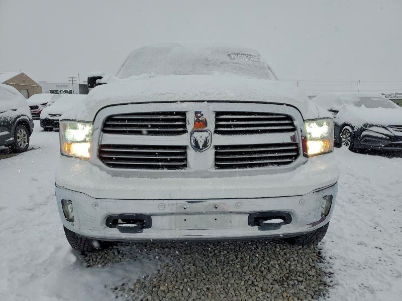 2017 Dodge Ram 1500 slt