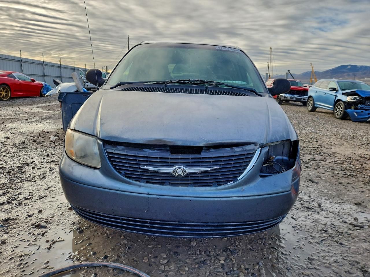 2002 Chrysler Town & Country lx
