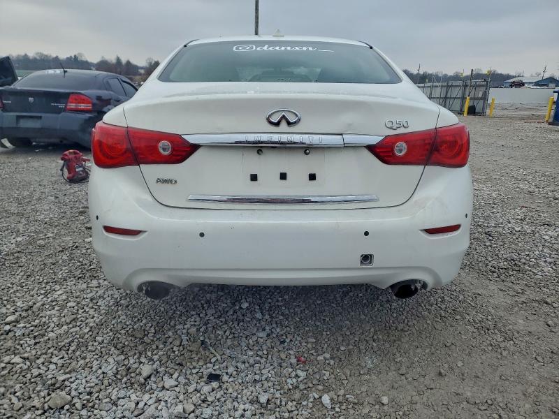 2015 Infiniti Q50 Base