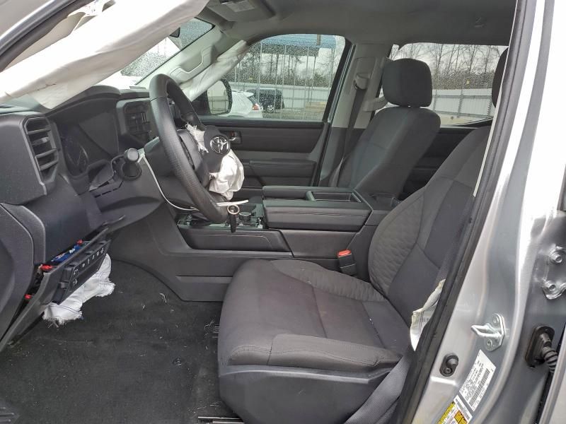 2024 Toyota Tundra Crewmax sr