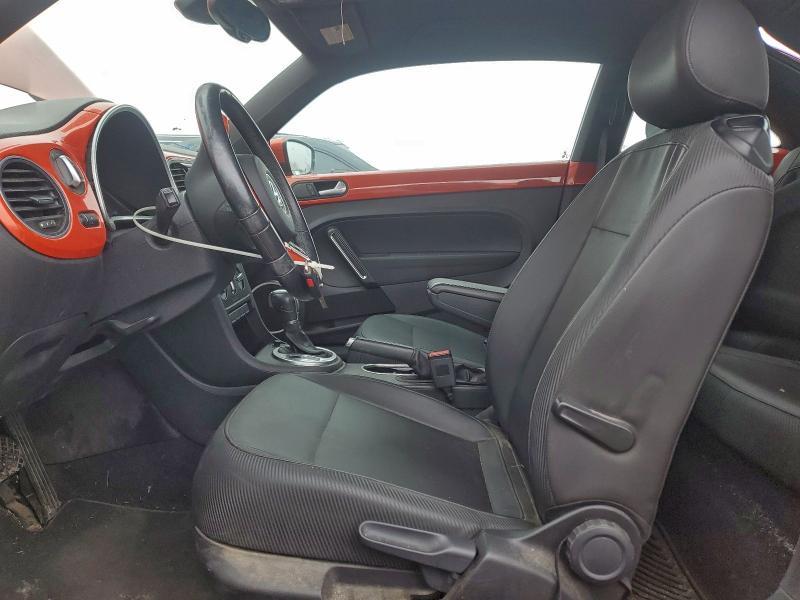 2016 Volkswagen Beetle se