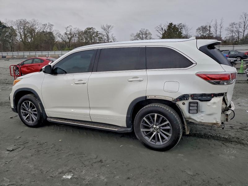 2014 Toyota Highlander xle