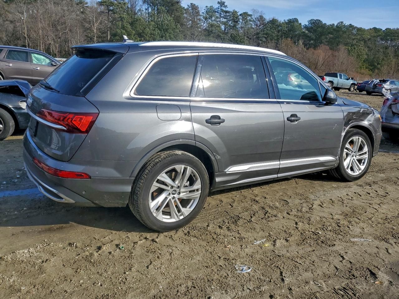 2021 Audi Q7 Premium Plus