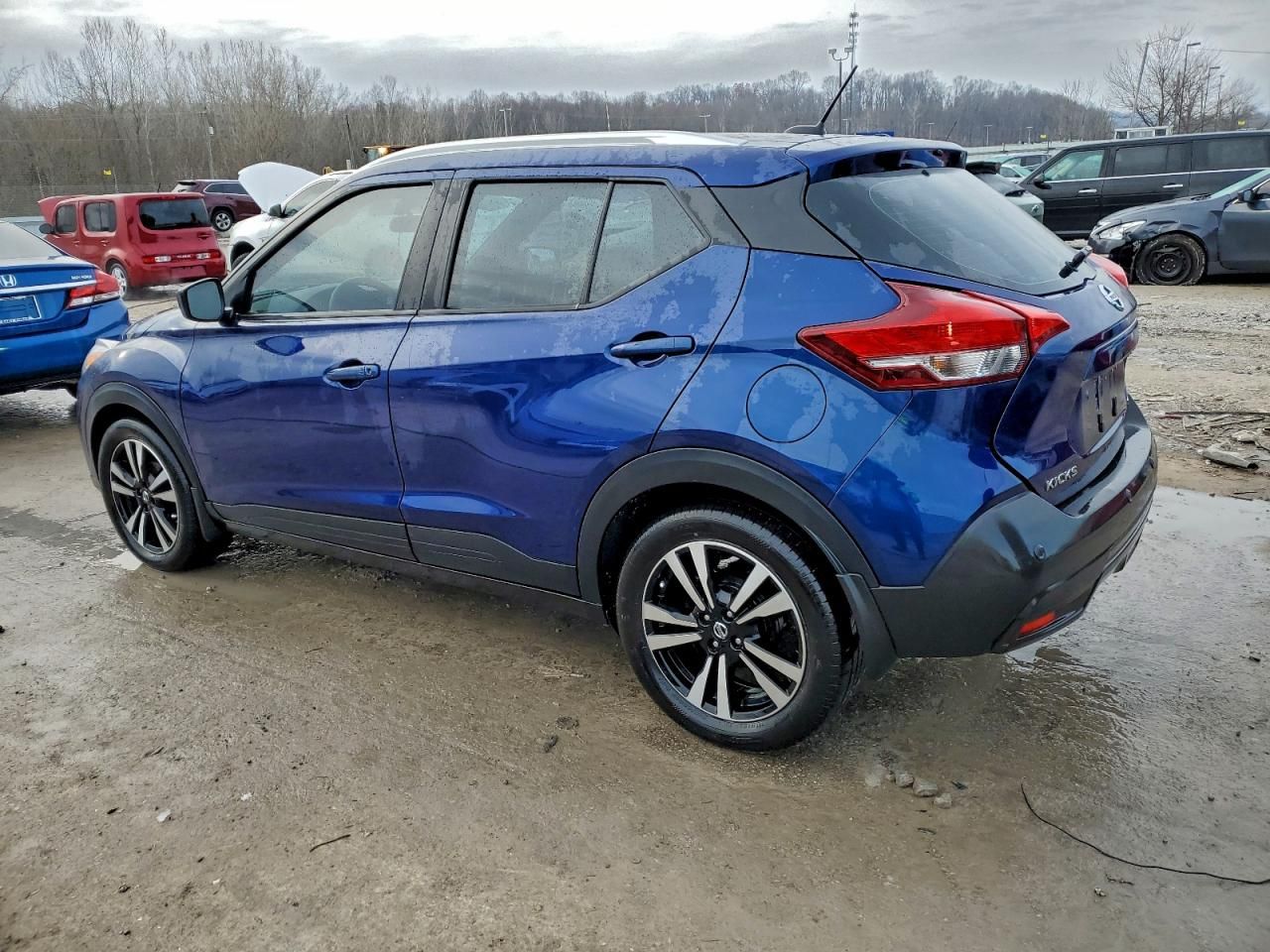 2020 Nissan Kicks sv