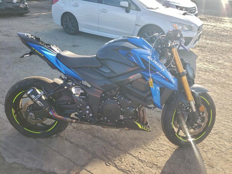 2022 Suzuki GSX-S750 M