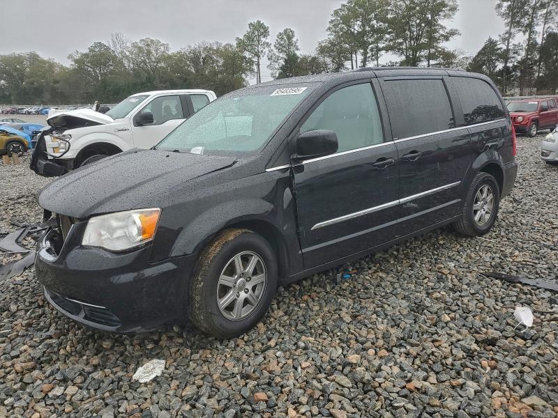 2013 Chrysler Town & Country Touring