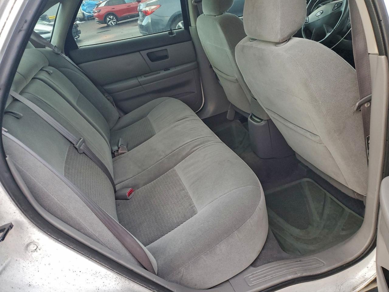 2003 Ford Taurus ses