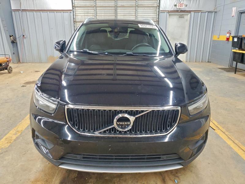 2021 Volvo Xc40 T5 Momentum