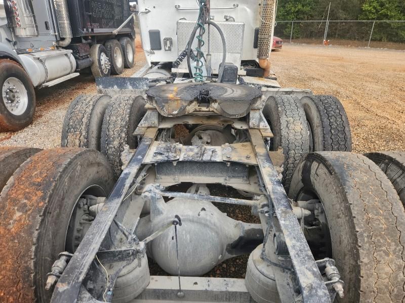 2017 Kenworth T680 Semi Truck