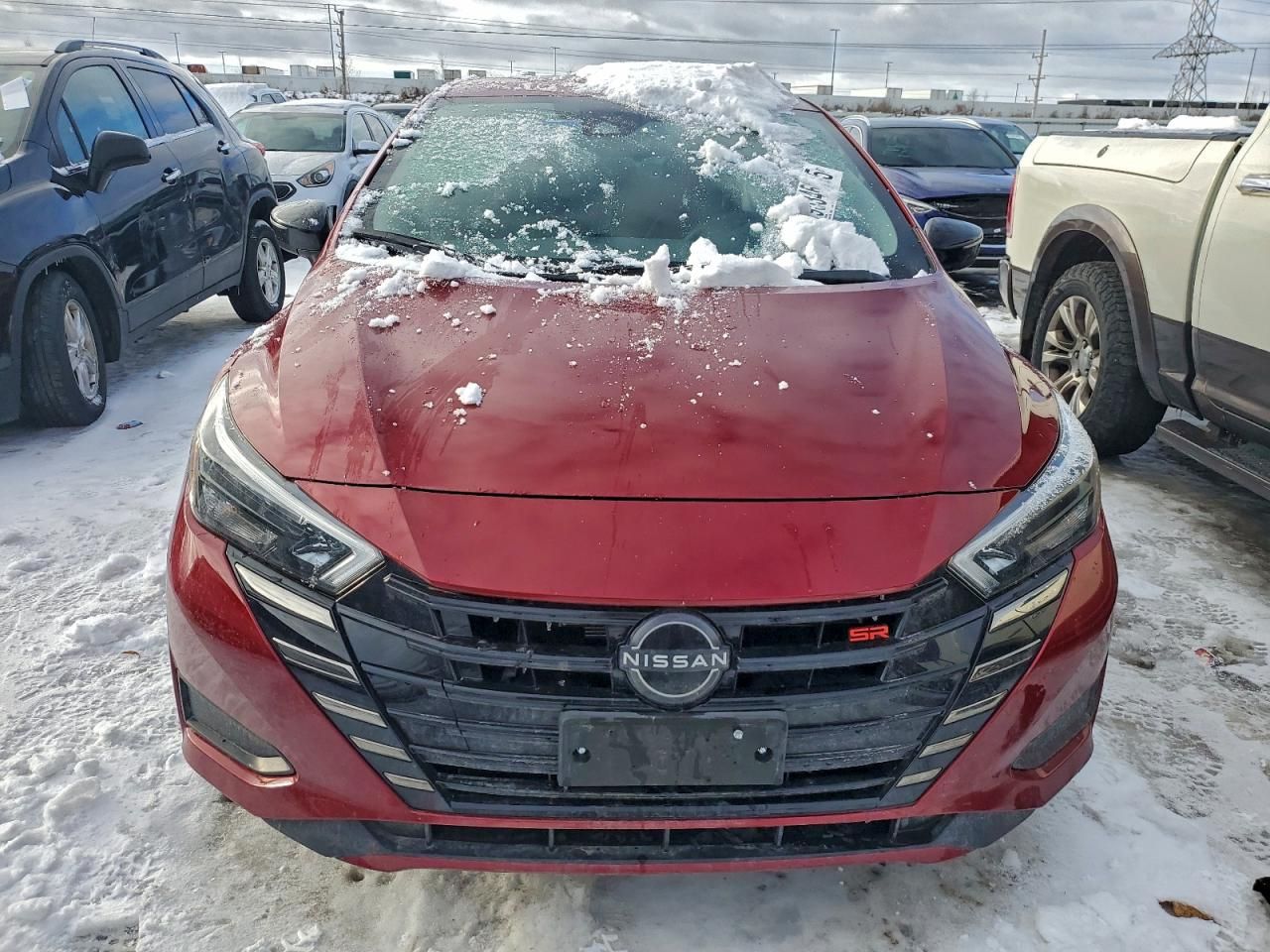 2024 Nissan Versa sr