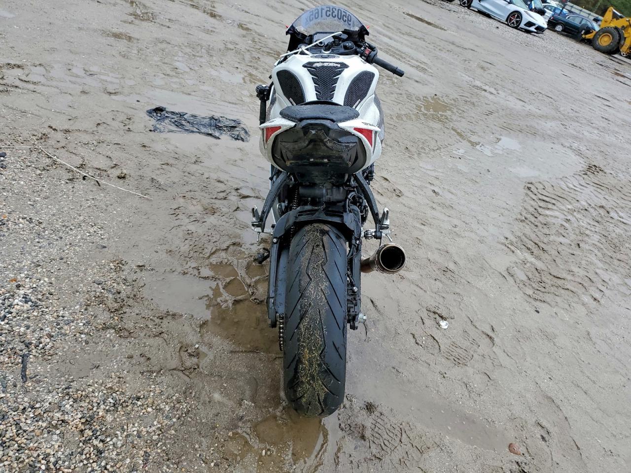2025 Kawasaki ZX636 K