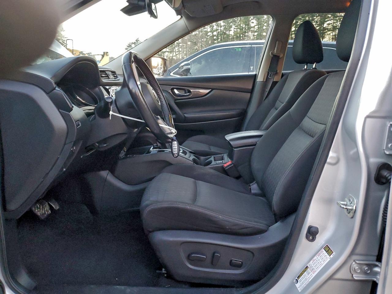 2019 Nissan Rogue sv