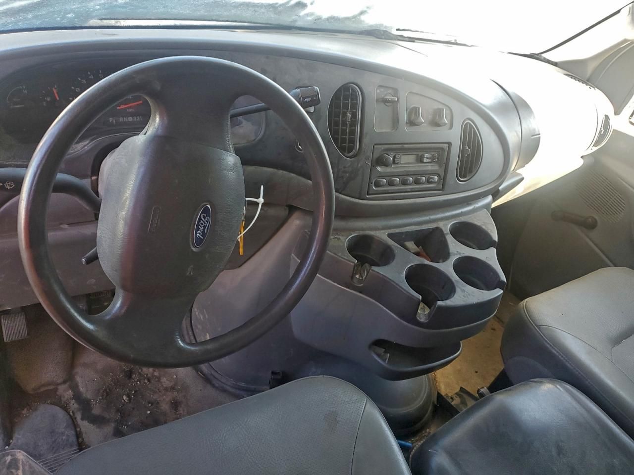 2008 Ford E350 BOX Truck