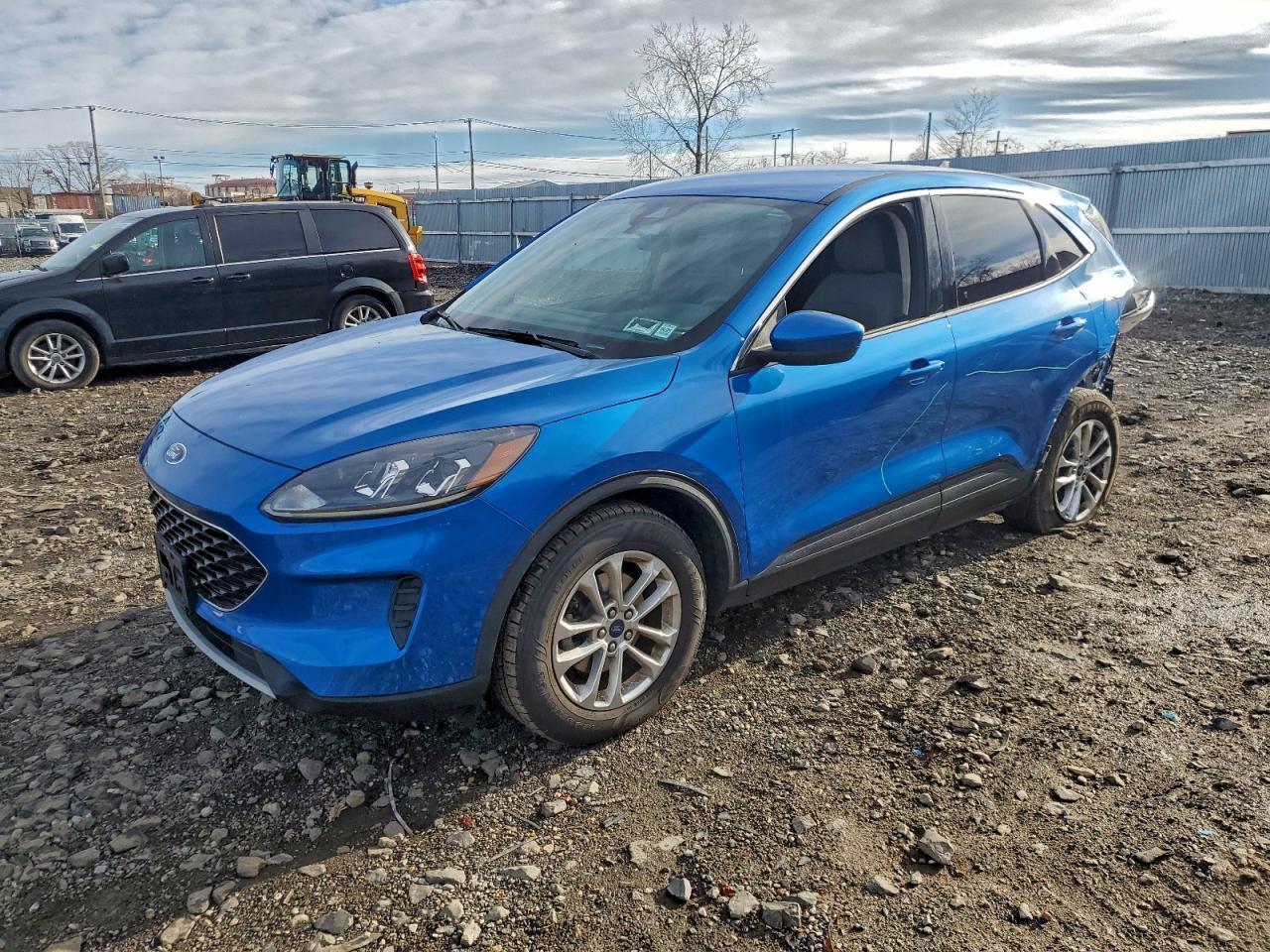 2020 Ford Escape se