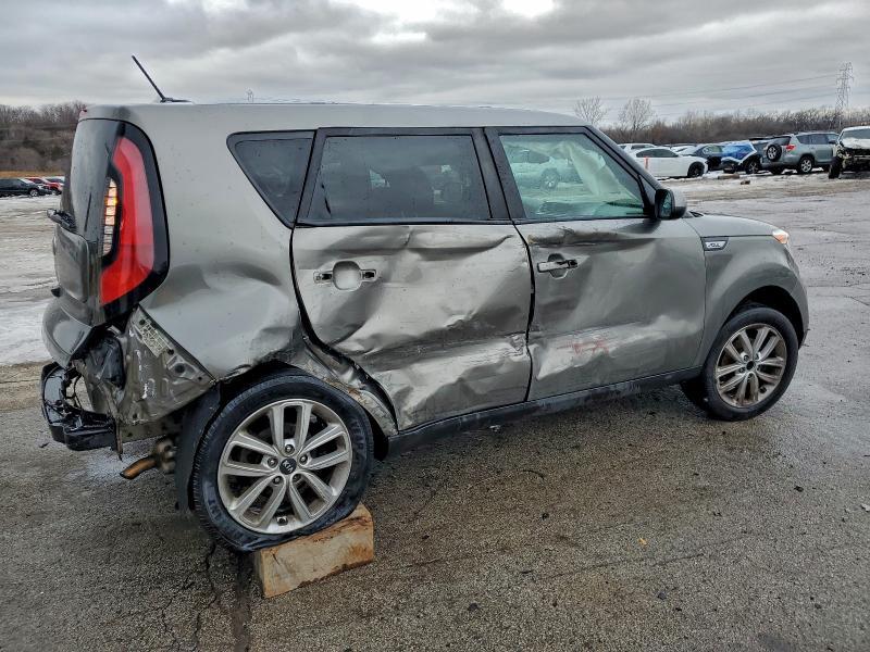 2018 KIA Soul +