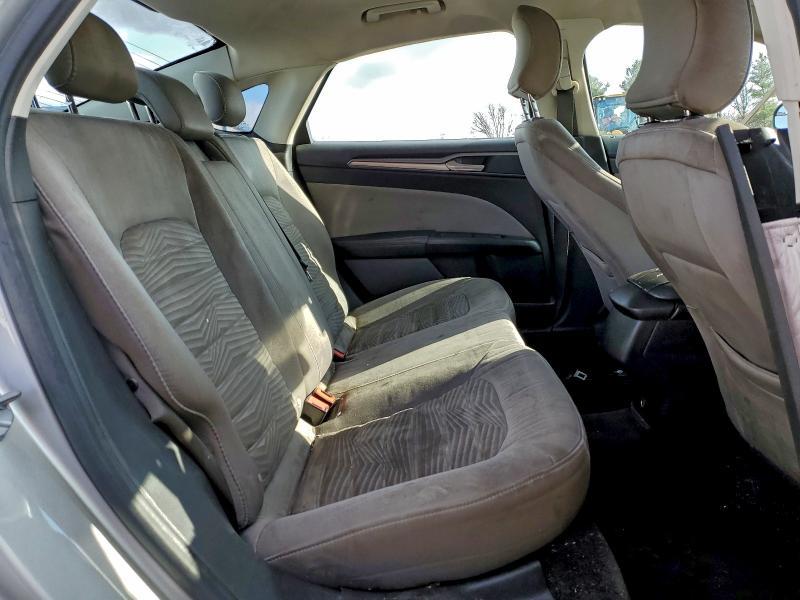 2016 Ford Fusion s