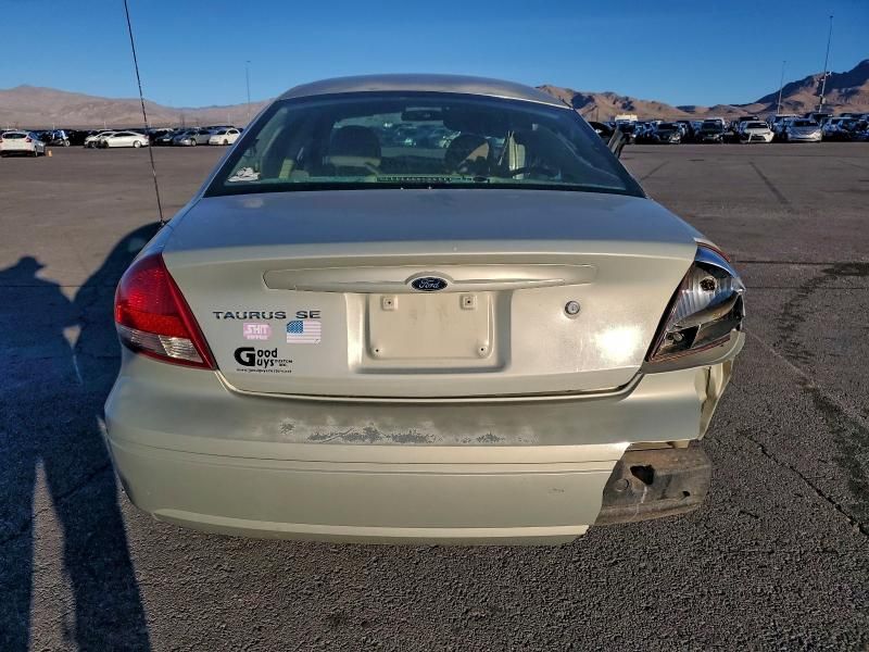 2005 Ford Taurus se