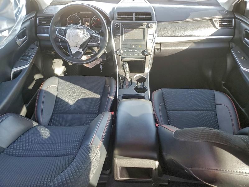 2015 Toyota Camry le