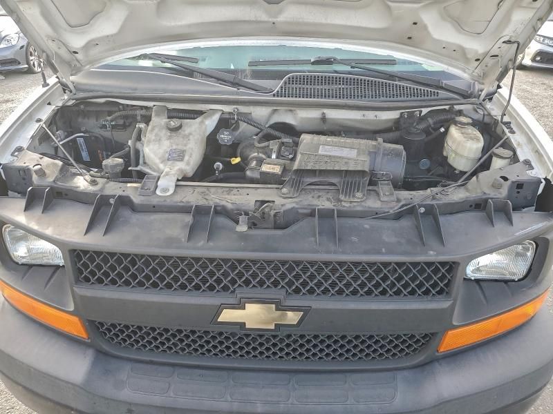 2017 Chev Express G2500