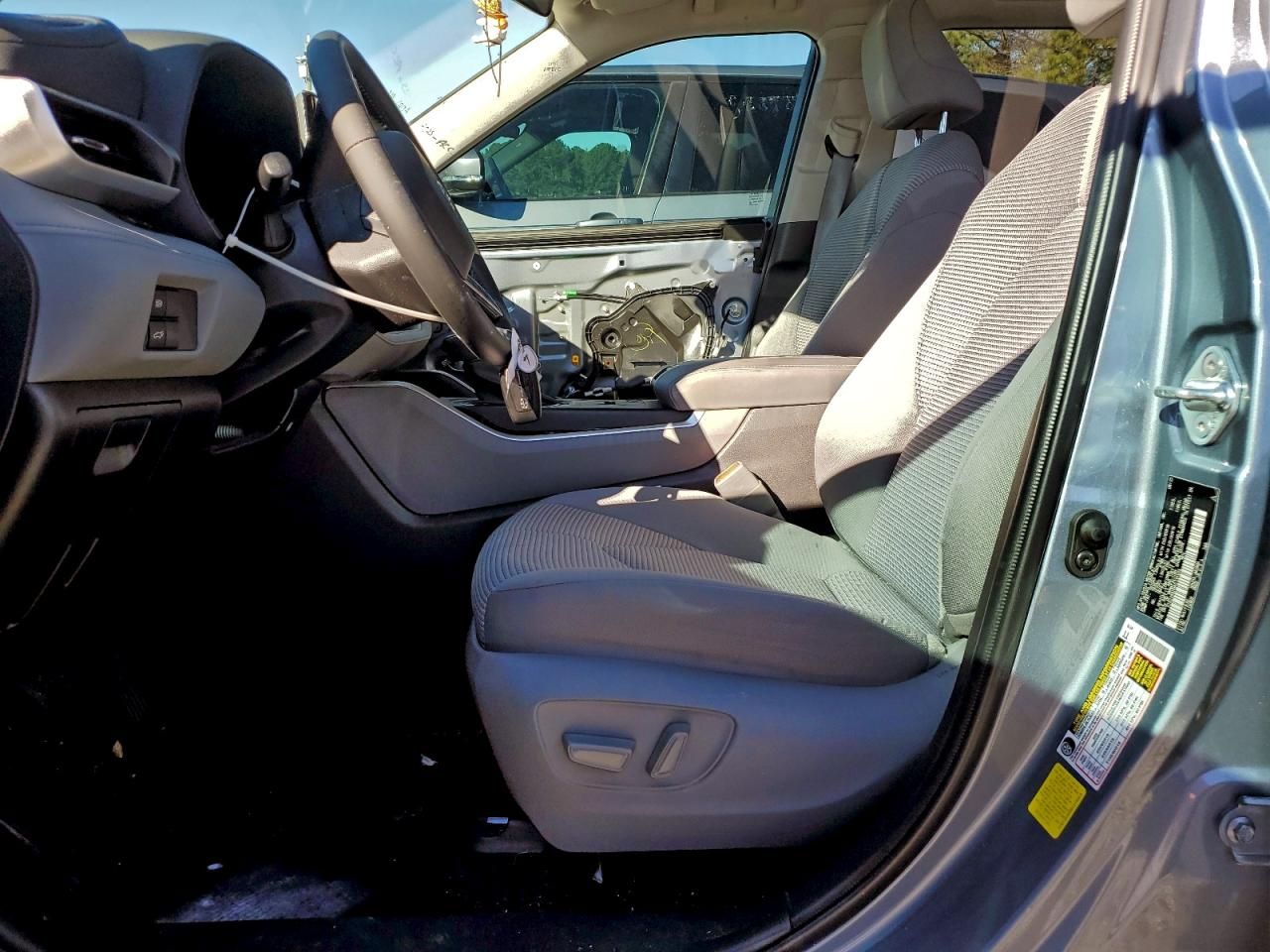 2022 Toyota Highlander l