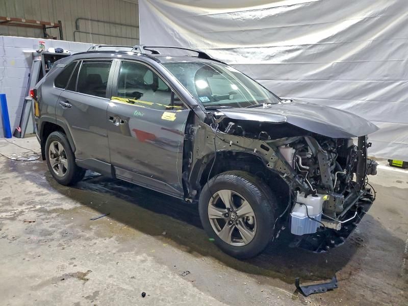 2024 Toyota Rav4 xle