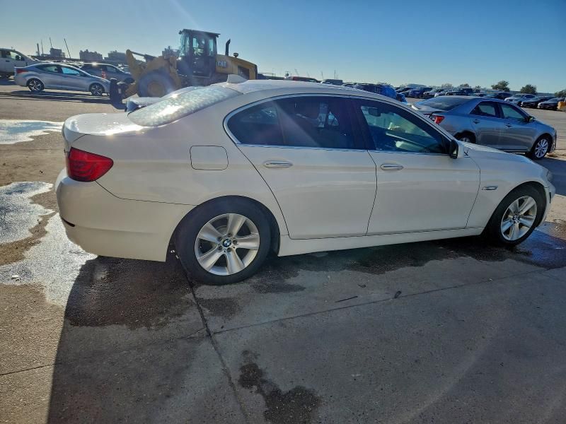 2011 BMW 528 i