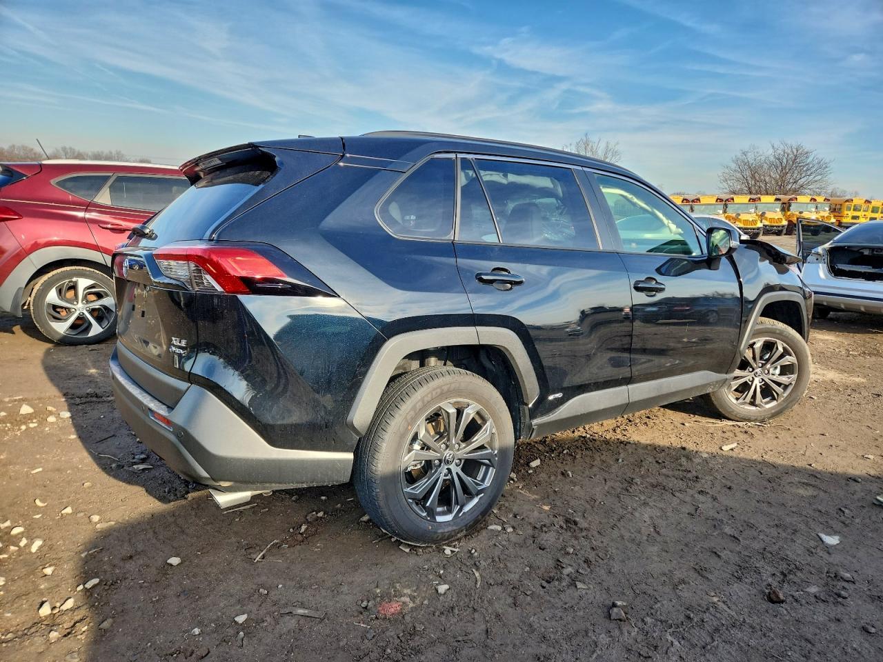 2025 Toyota Rav4 xle Premium