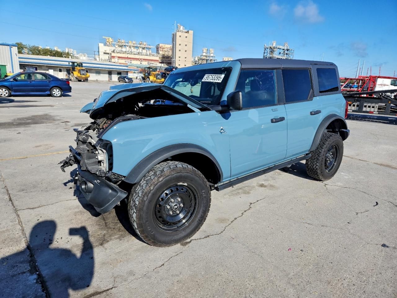 2023 Ford Bronco Base
