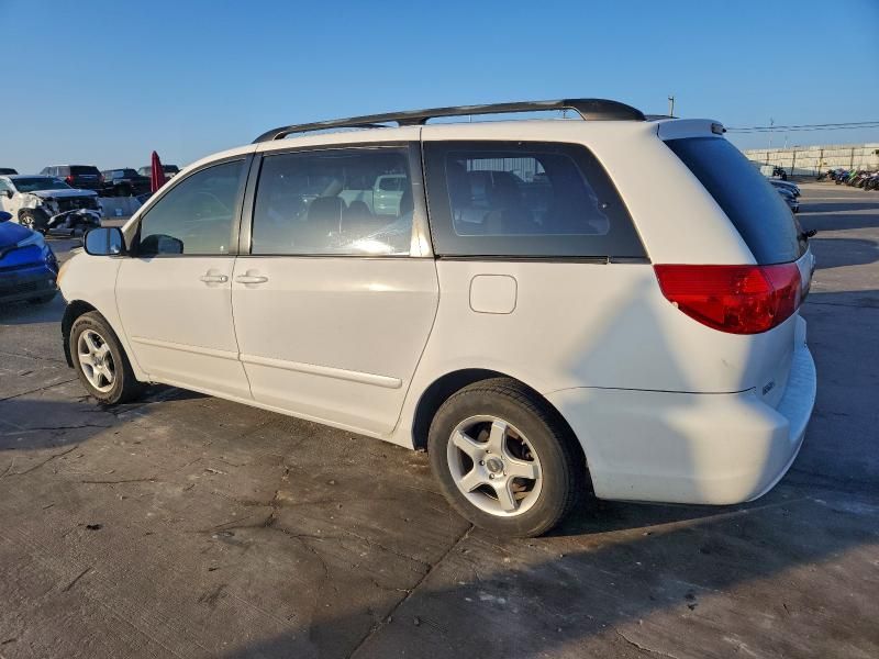 2009 Toyota Sienna ce