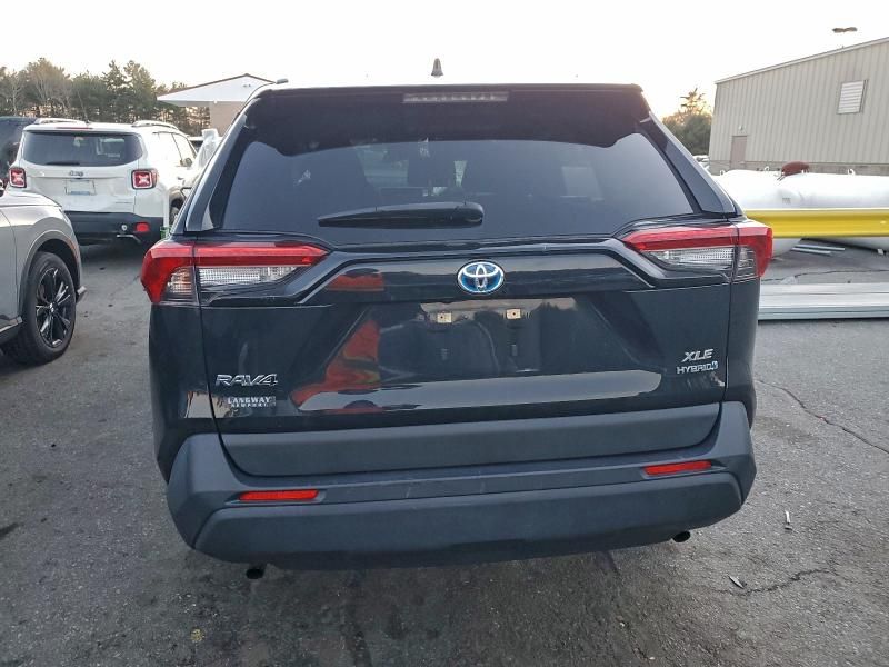 2022 Toyota Rav4 xle