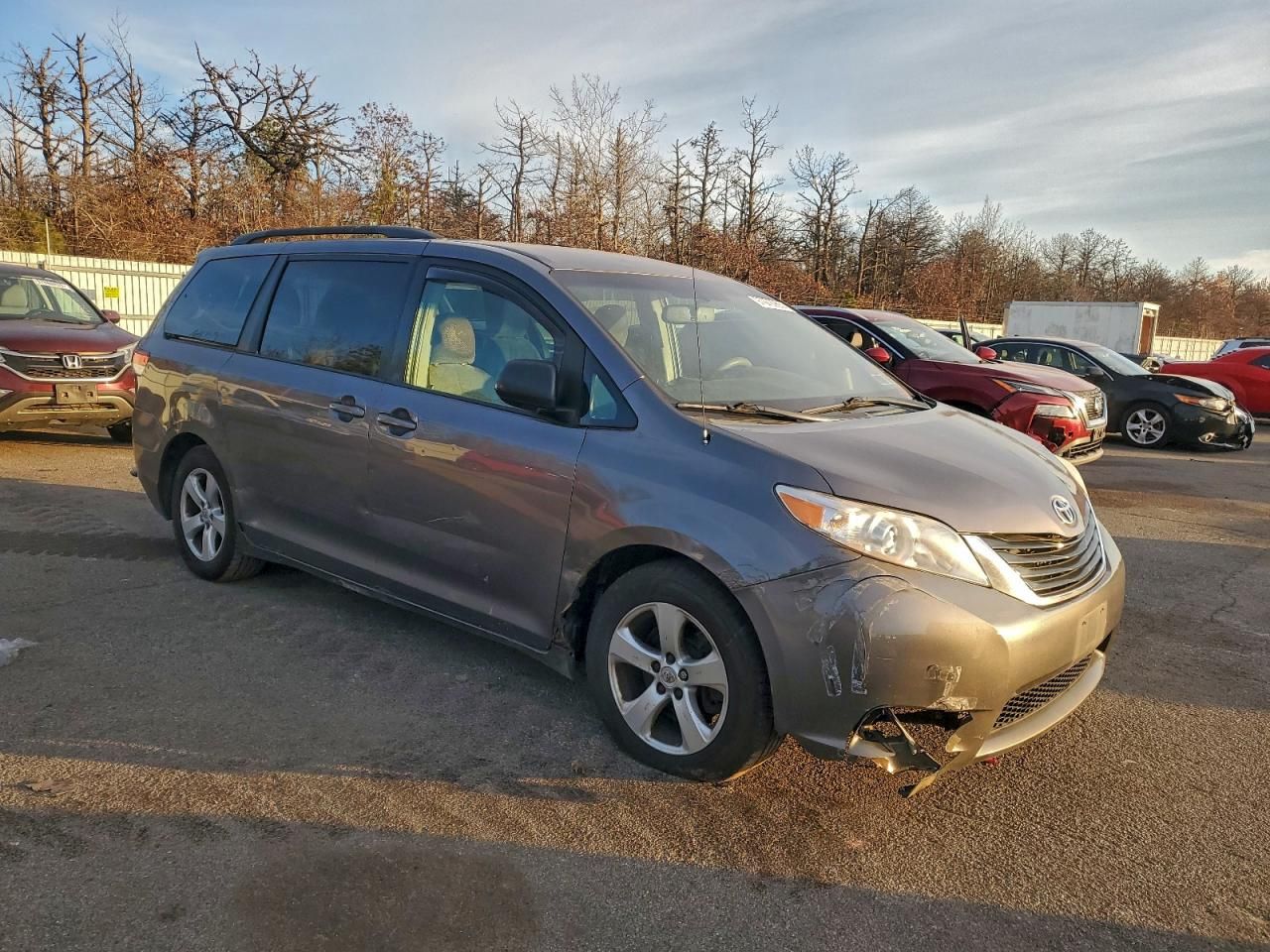 2011 Toyota Sienna le