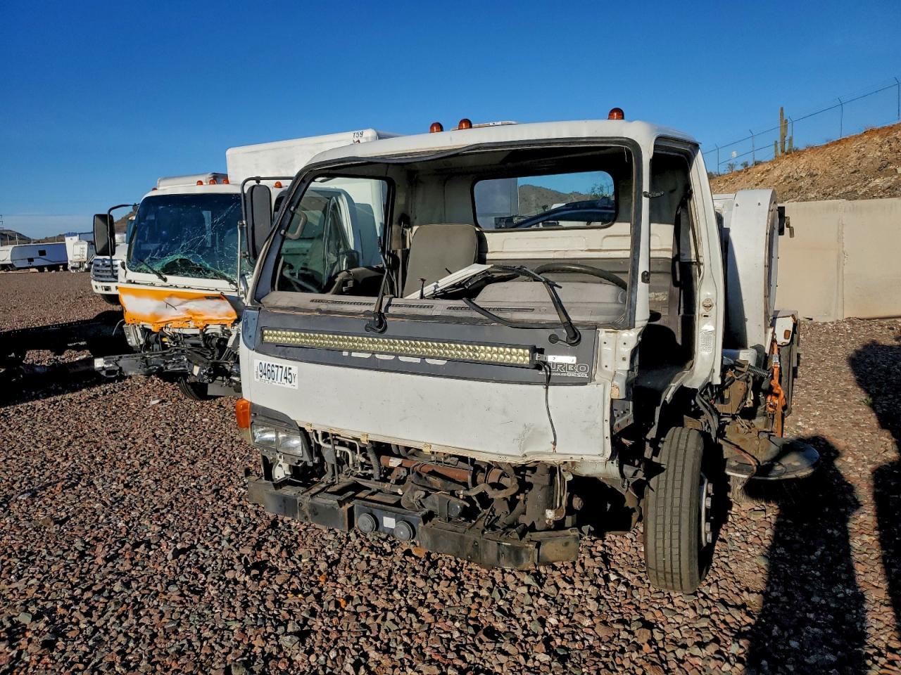 1999 Isuzu NPR