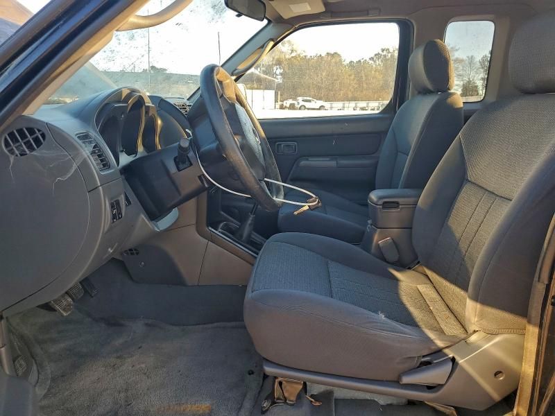 2002 Nissan Frontier King cab xe