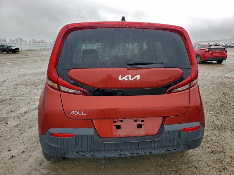 2022 KIA Soul lx