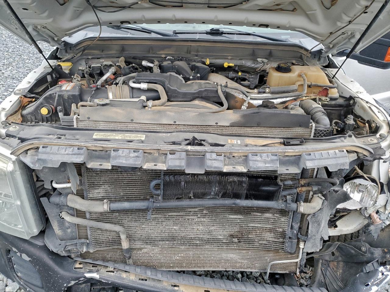 2014 Ford F550 Super Duty Truck Cab AND Chassis