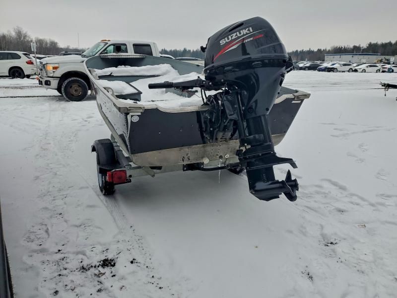 2017 Smoker Craft Boatbigh Fish 14 , 50 MPH, 14