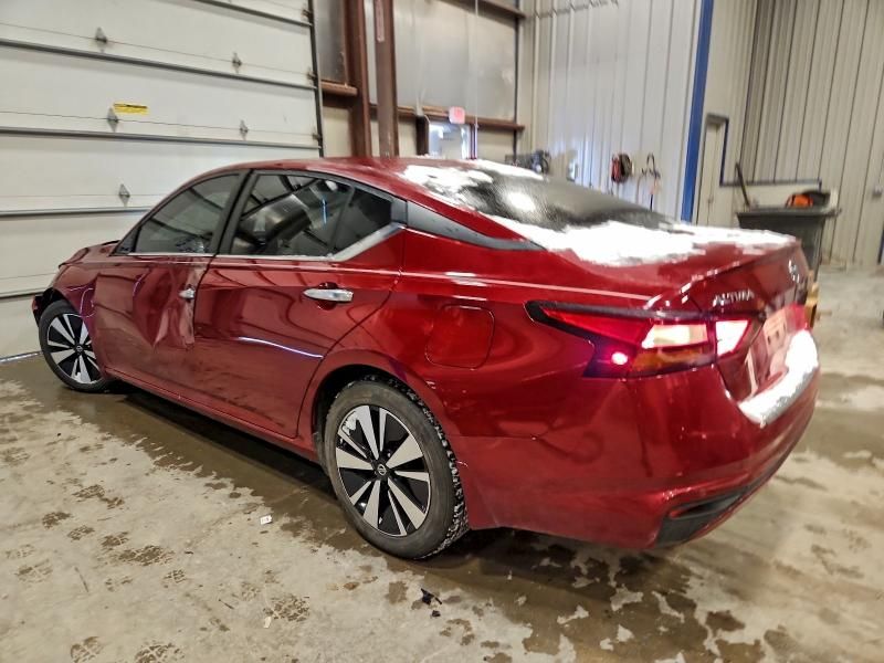 2022 Nissan Altima sv