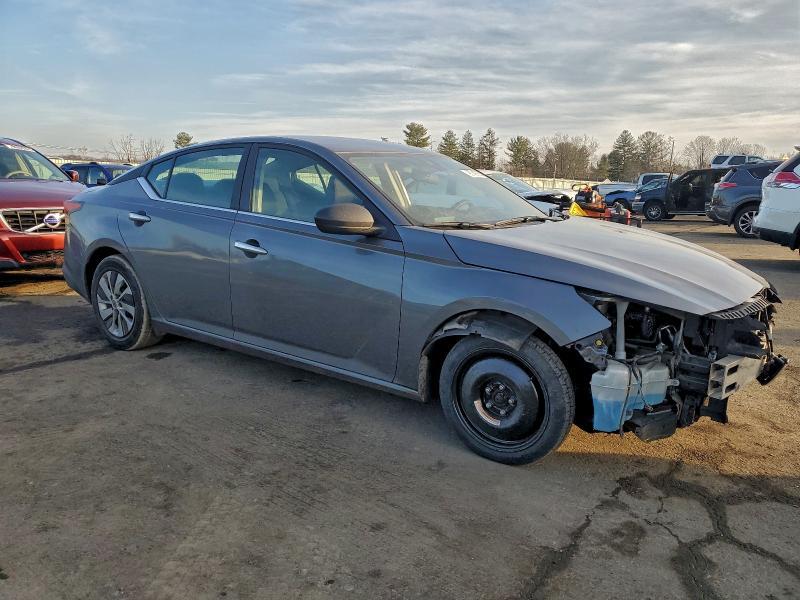 2024 Nissan Altima s
