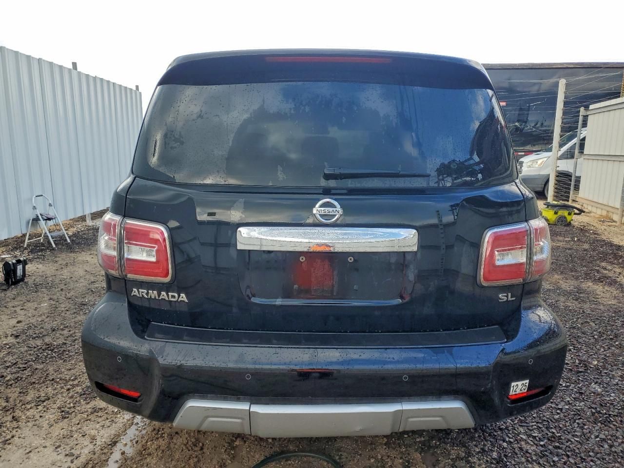 2017 Nissan Armada sv