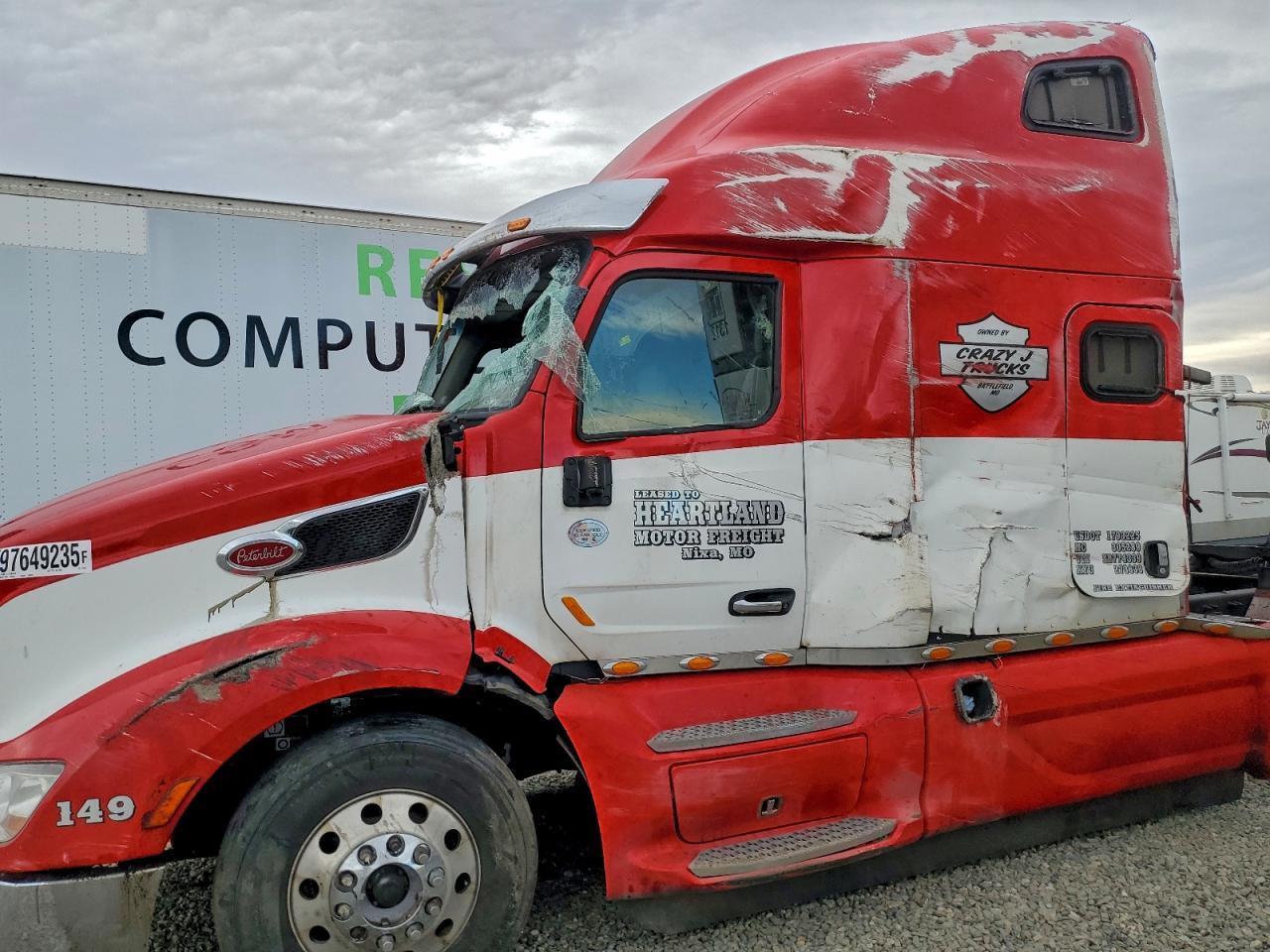 2022 Peterbilt 579 Semi Truck