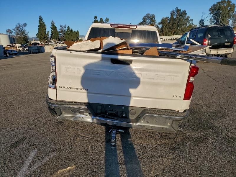 2022 Chevrolet Silverado C1500 ltz