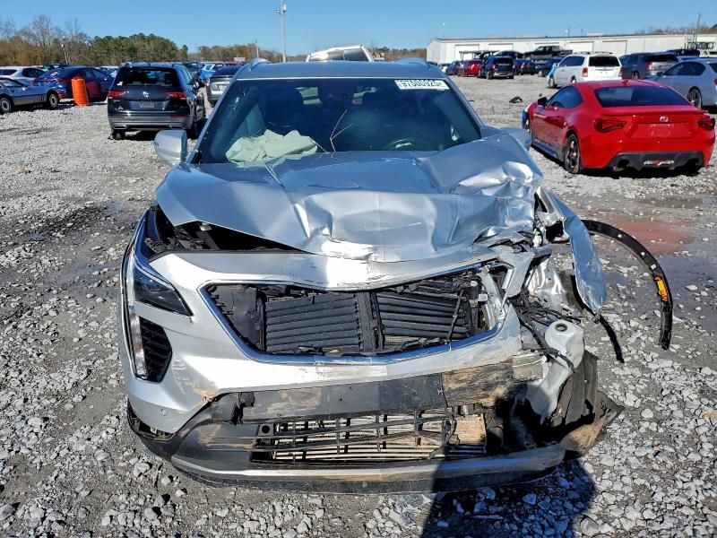 2022 Cadillac XT4 Premium Luxury