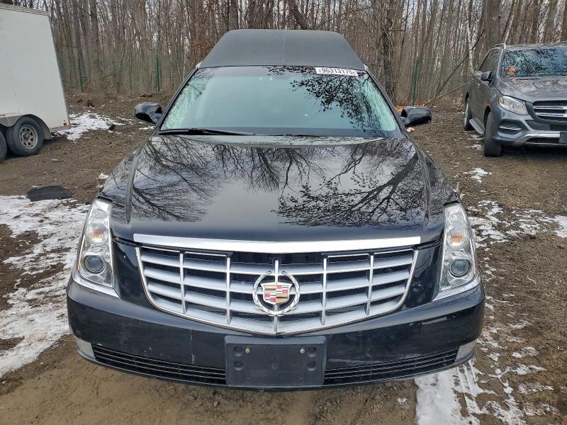 2010 Cadillac Professional Chassis