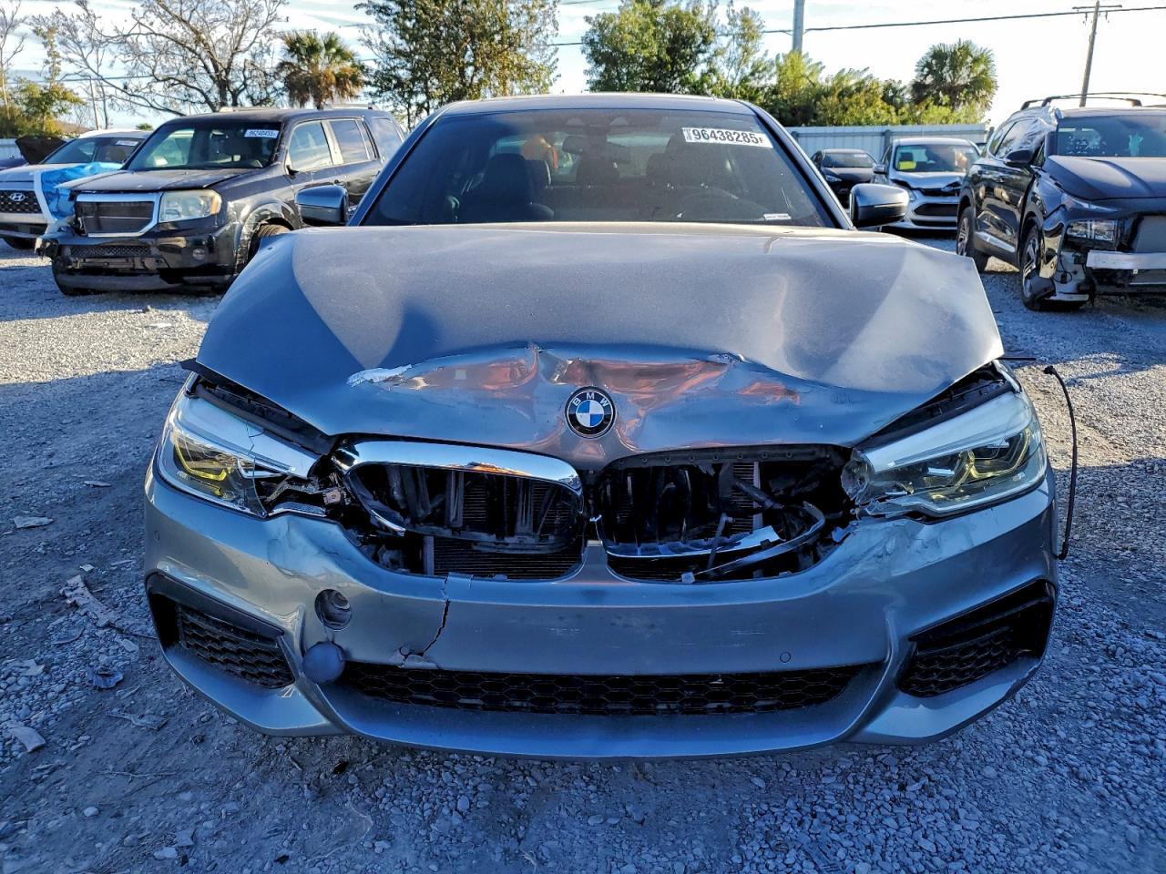 2018 BMW 540 i