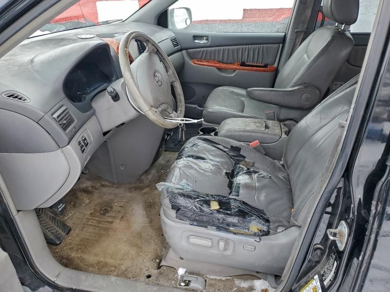 2009 Toyota Sienna xle