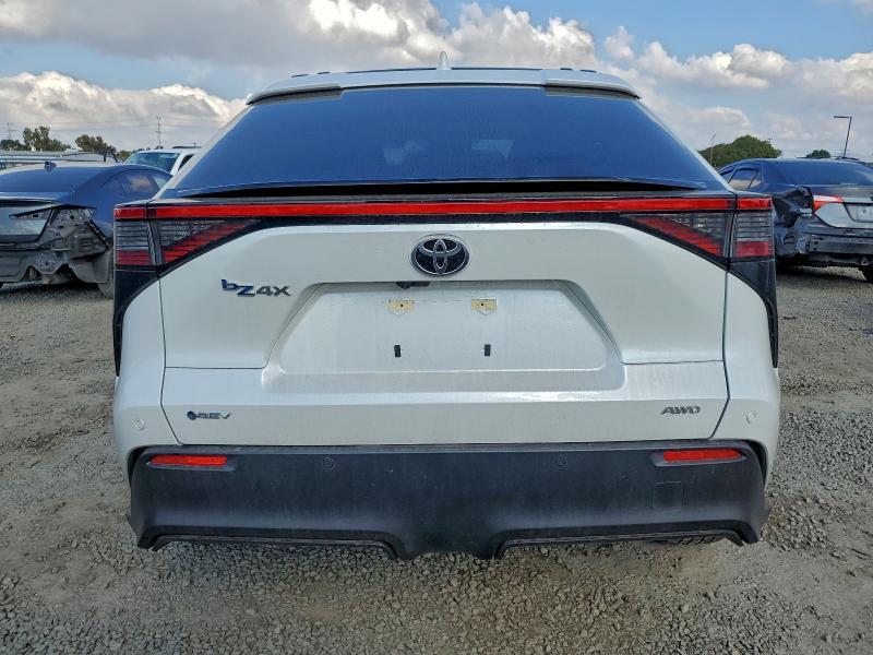 2025 Toyota Bz4x xle