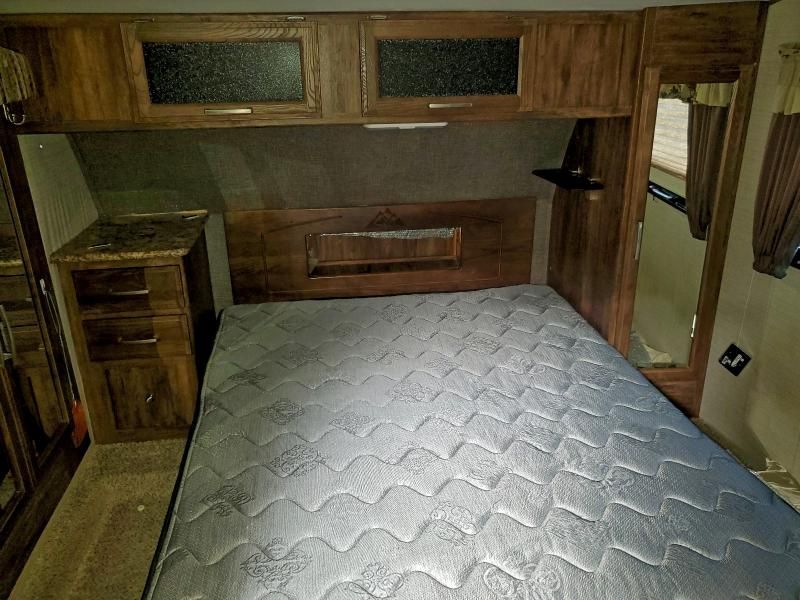 2016 Keystone 2016 Dutchman Cougar