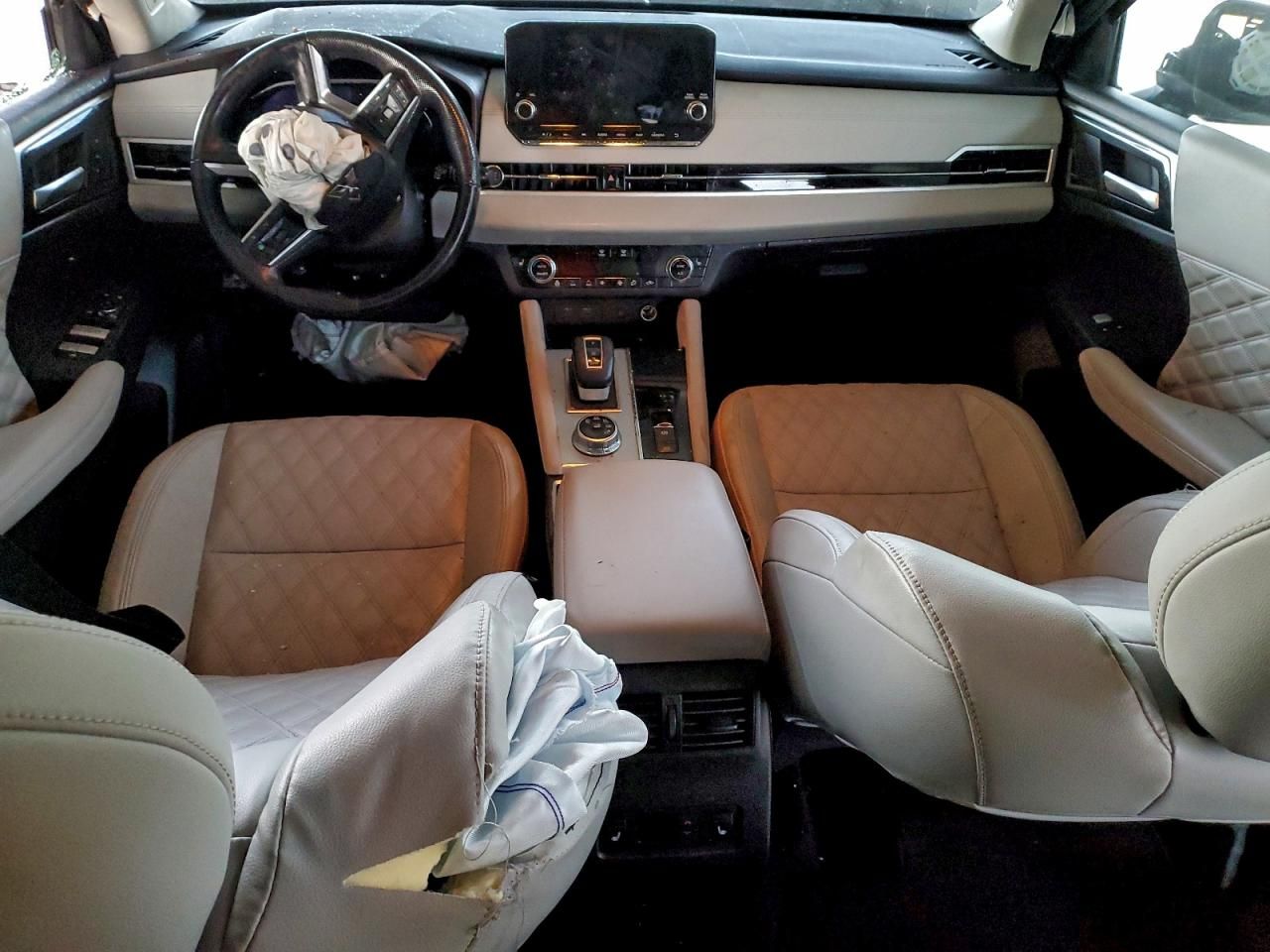 2023 Mitsubishi Outlander sel