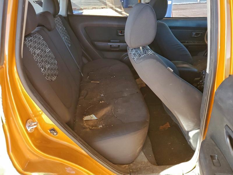 2011 KIA Soul +