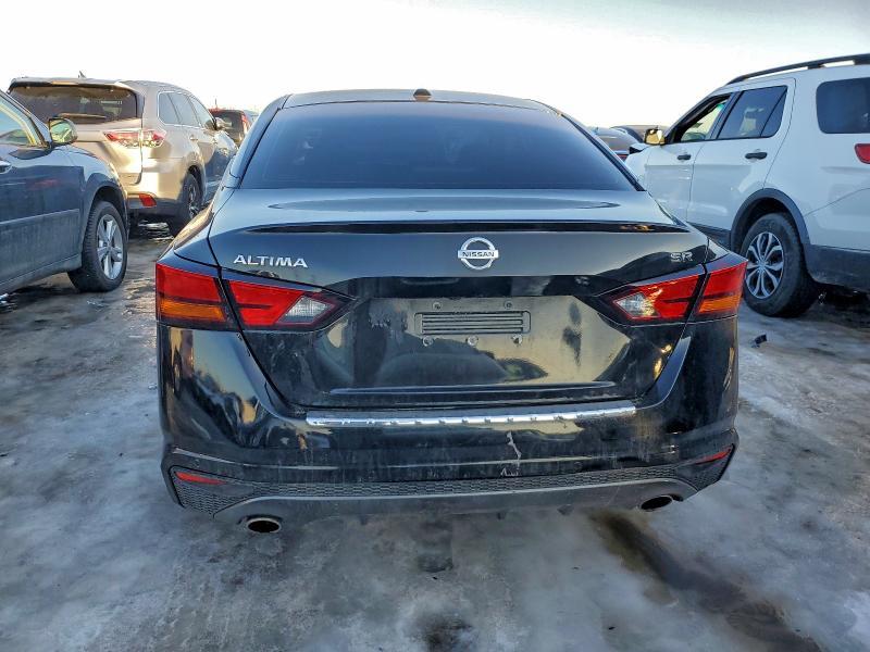 2021 Nissan Altima sr